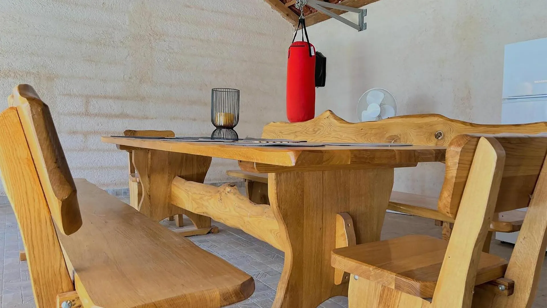 4 Bedroom Pet Friendly Home In Rupalj Tatil Evi